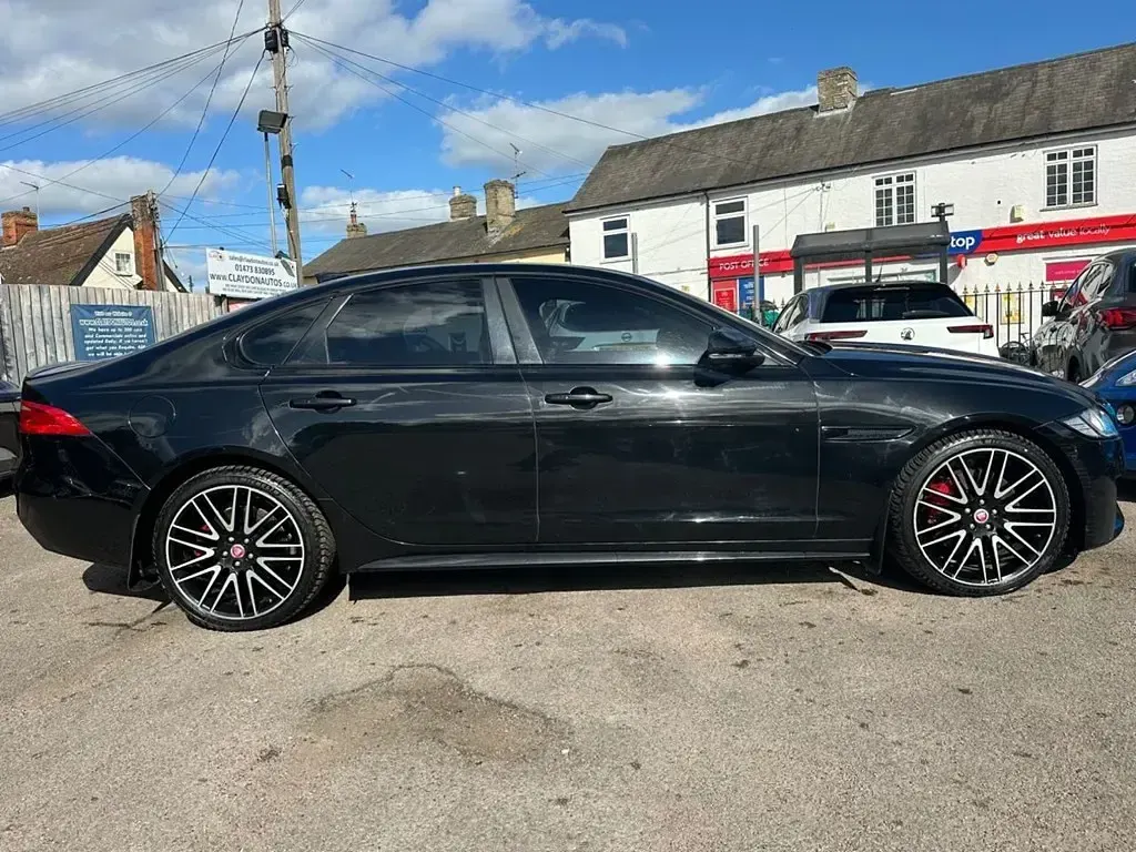 Used Jaguar XF S 300 HP (220 kW) 2016 Black Sedan