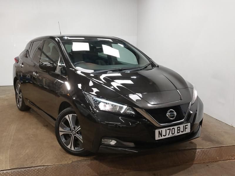Black Used 2020 Nissan Leaf N-Connecta Hatchback | £8,998 (Fair price) - Image 1/4