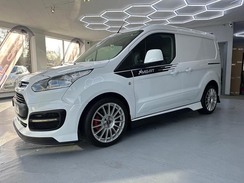 Used Ford Transit Connect Limited 120 HP (88 kW) 2018 White MPV