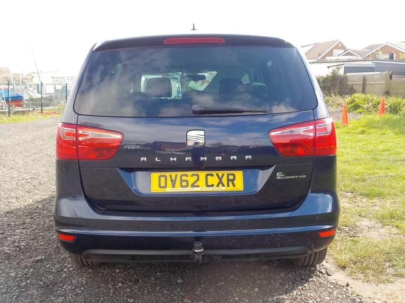 Used Seat Alhambra Ecomotive 140 HP (102 kW) 2012 Blue MPV