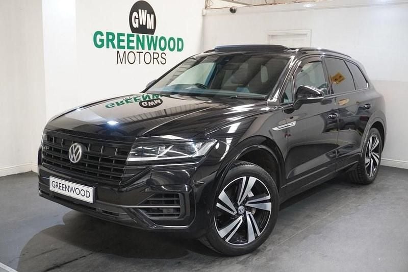 Black Used 2018 VW Touareg R-line SUV | £20,990 (Expensive) - Image 1/4
