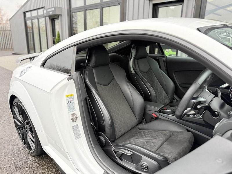 Used Audi TT Black Edition 245 HP (180 kW) 2022 White Coupe