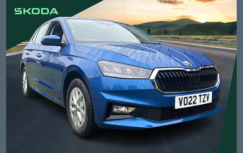 Used Skoda Fabia Comfort 79 HP (58 kW) 2022 Blue Hatchback