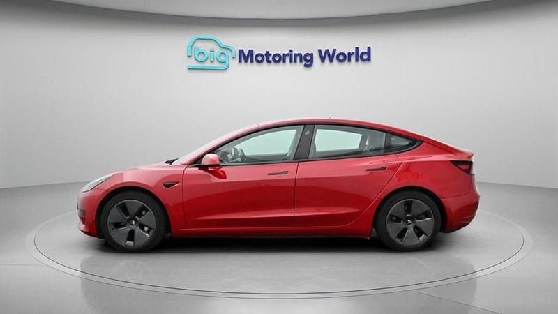 Used Tesla Model 3 Standard Range Plus 177 kW (241 HP) 2020 Sedan