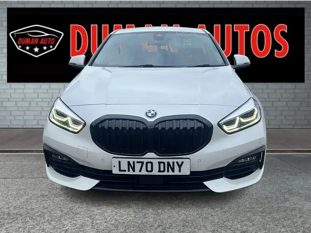 Usado BMW 116 Comfort Edition 116 CV (85 kW) 2020 Blanco Utilitario
