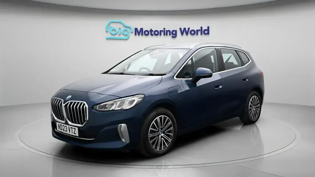 Used BMW 225 Luxury Line 245 HP (180 kW) 2023 Blue MPV