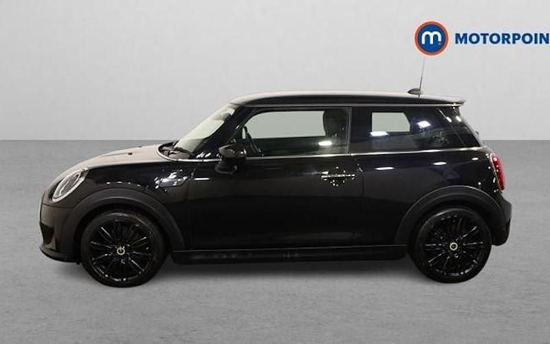 Used Mini Cooper Level 2 135 kW (184 HP) 2023 Hatchback