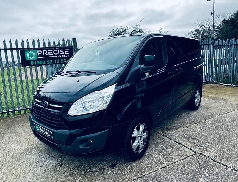 Used Ford Transit Custom Limited 130 HP (95 kW) 2017 Black Van