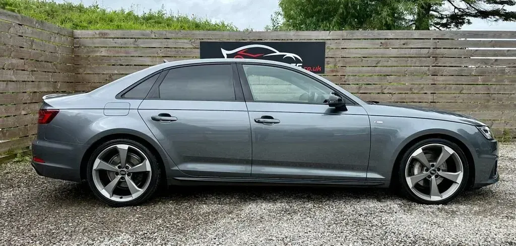 Used Audi A4 Black Edition 190 HP (139 kW) 2019 Grey Sedan