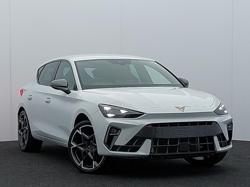White New 2025 Cupra Leon Hatchback | £26,498 (Fair price) - Image 1/4