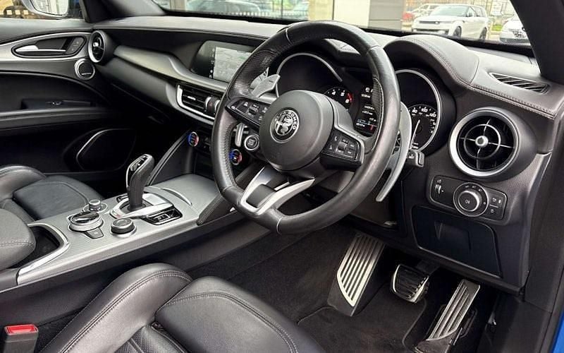 Used Alfa Romeo Stelvio Veloce 280 HP (205 kW) 2022 SUV