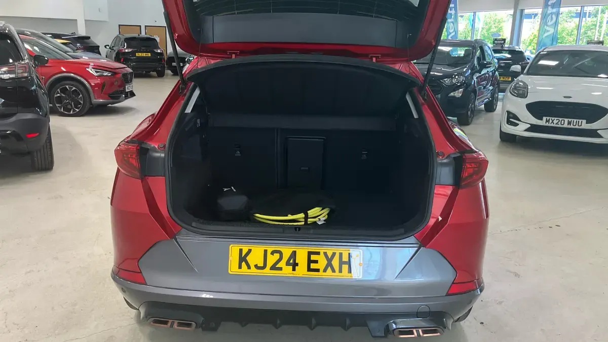 Used Cupra Formentor 204 HP (150 kW) 2024 Red SUV