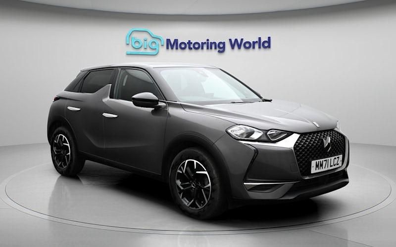Usado DS Automobiles DS3 Crossback Prestige 101 HP (74 kW) 2021 Cinzento SUV