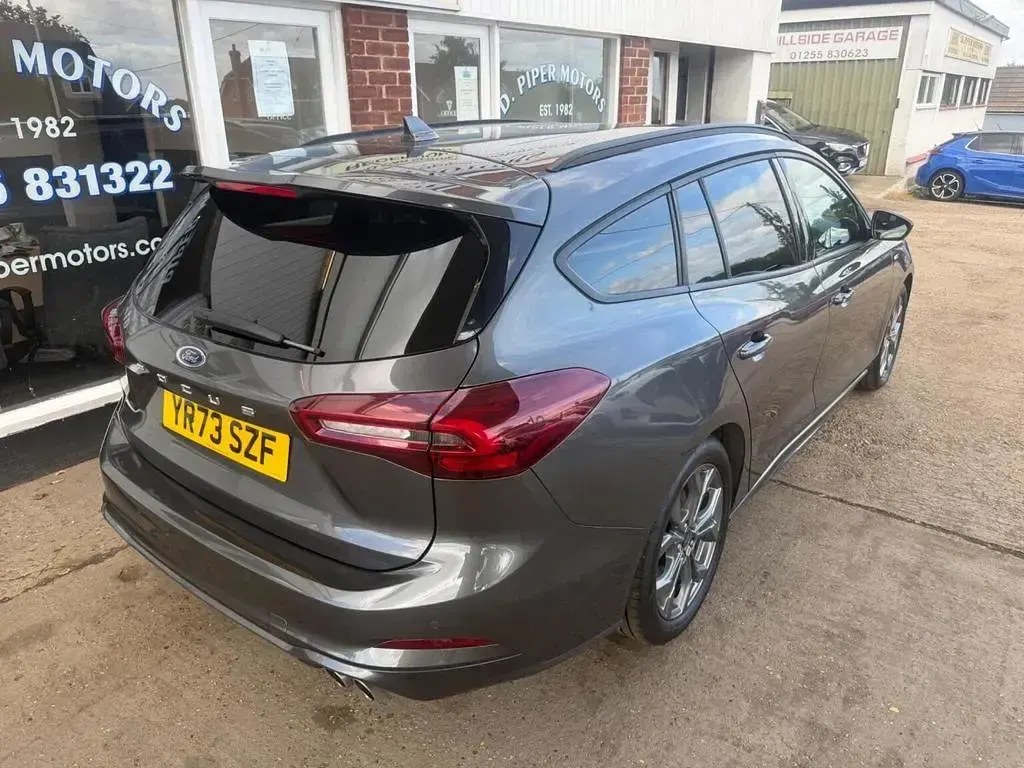 Used Ford Focus ST-Line 2023 Grey Estate