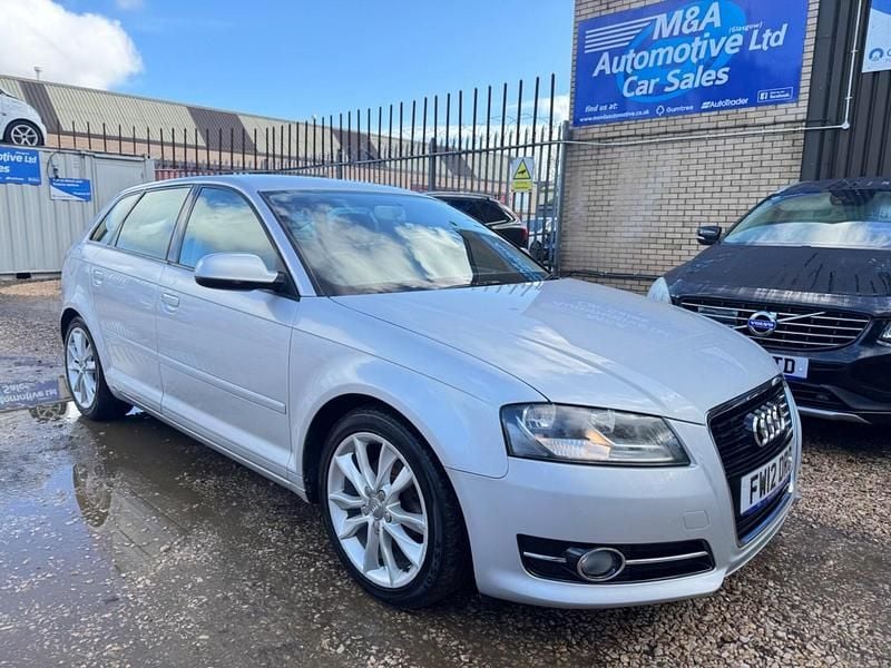 Used Audi A3 Sportback Sport 105 HP (77 kW) 2012 Silver Hatchback