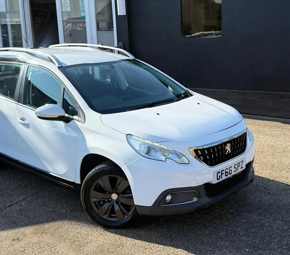 Used Peugeot 2008 Active 2016 White SUV