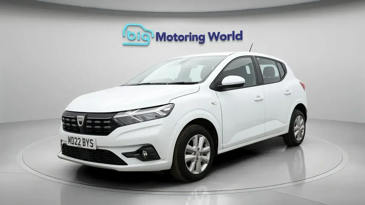 Used Dacia Sandero Comfort 90 HP (66 kW) 2022 White Hatchback