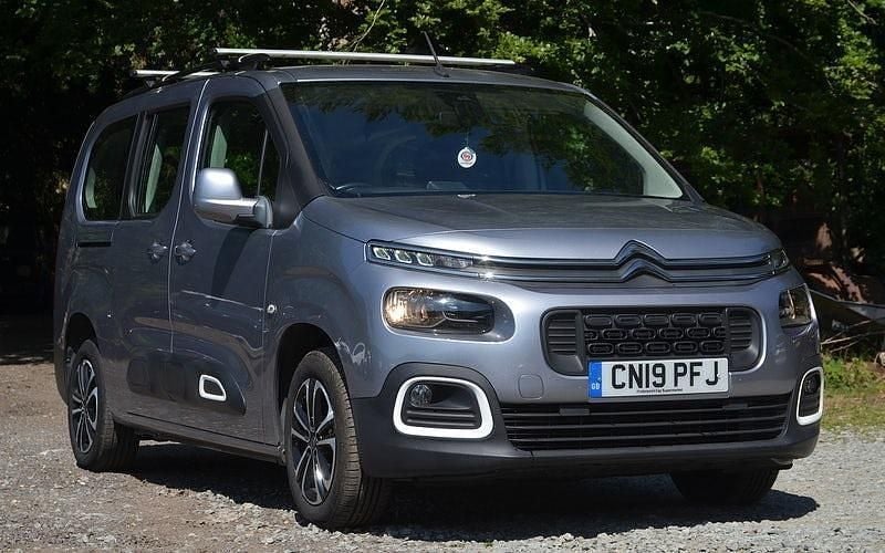 Used 2020 Citroën Berlingo Flair MPV | £13,990 (Good price) - Image 1/3