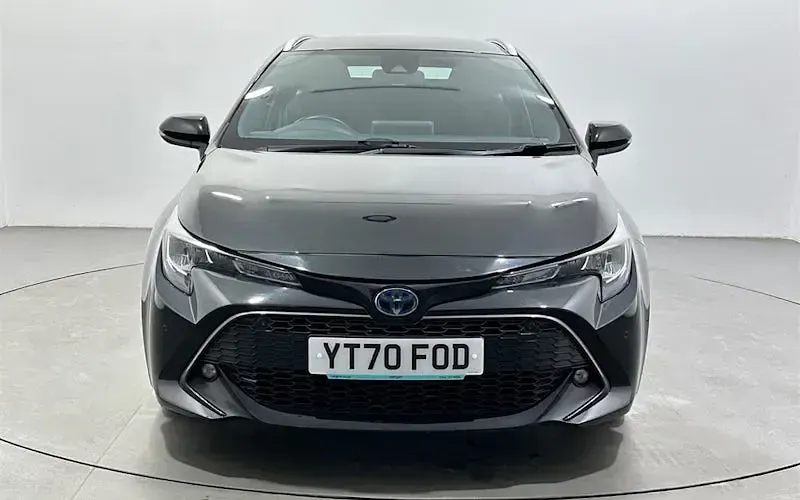 Used Toyota Corolla 122 HP (89 kW) 2021 Black Estate
