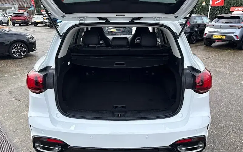 Used MG HS Trophy 162 HP (119 kW) 2023 White SUV