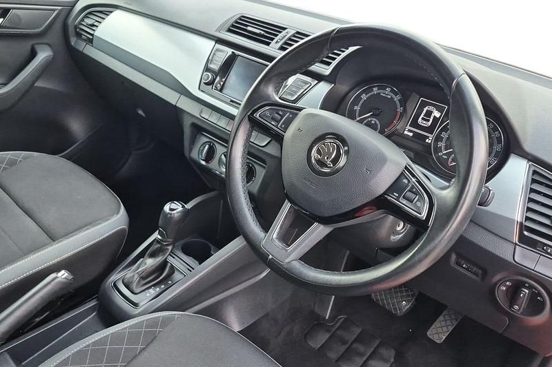 Used Skoda Fabia SE 110 HP (80 kW) 2018 Red Hatchback