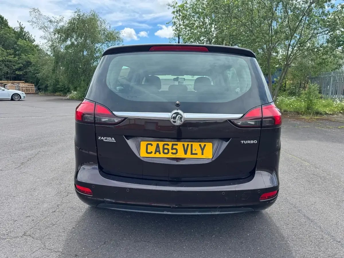 Used Vauxhall Zafira 140 HP (102 kW) 2016 Brown MPV
