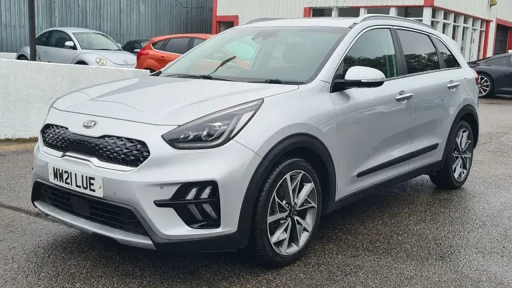 Used Kia Niro 141 HP (103 kW) 2021 Silver SUV