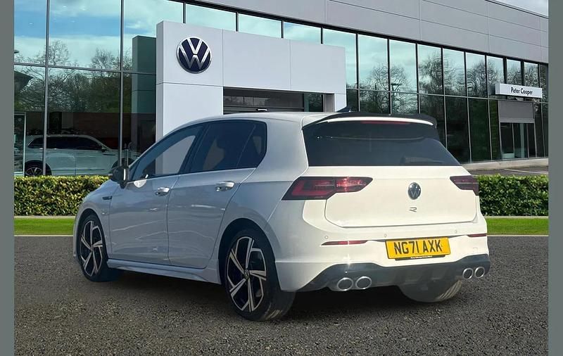 Used VW Golf VIII R 320 HP (235 kW) 2021 White Hatchback