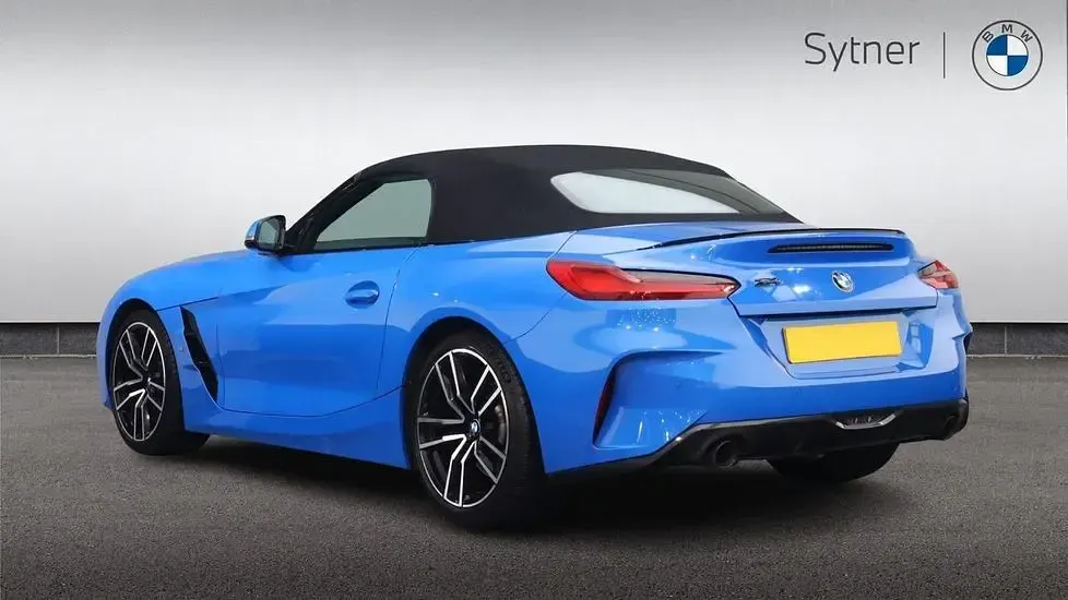 Used BMW Z4 M Sport 194 HP (142 kW) 2020 Blue Cabriolet