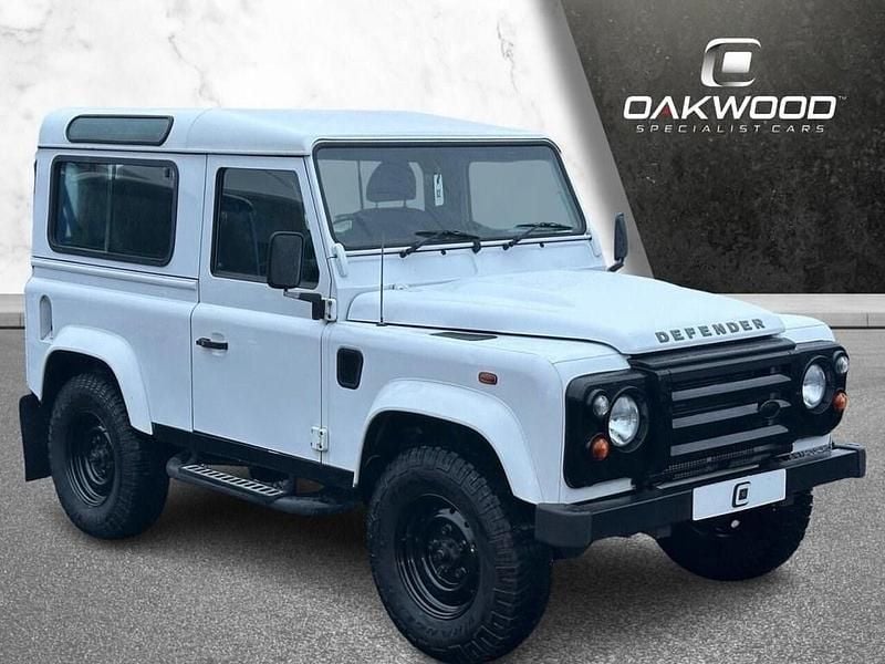 White Used 2016 Land Rover Defender Estate | £34,995 (Good price) - Image 1/4