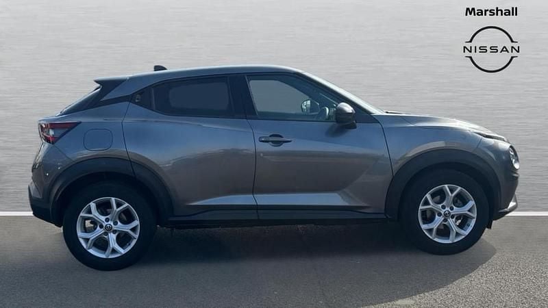 Used Nissan Juke N-Connecta 114 HP (83 kW) 2021 Grey SUV