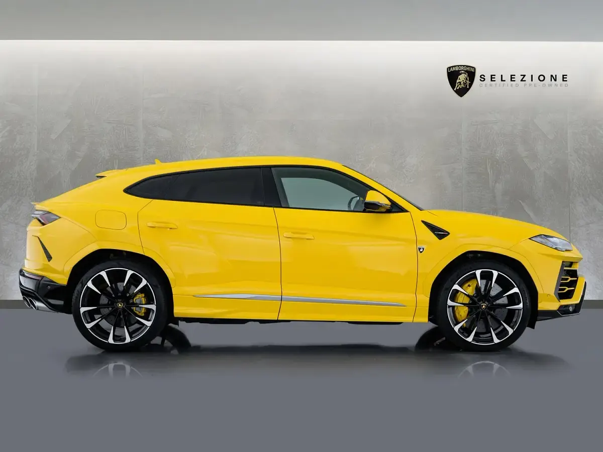 Used Lamborghini Urus 2022 Yellow SUV