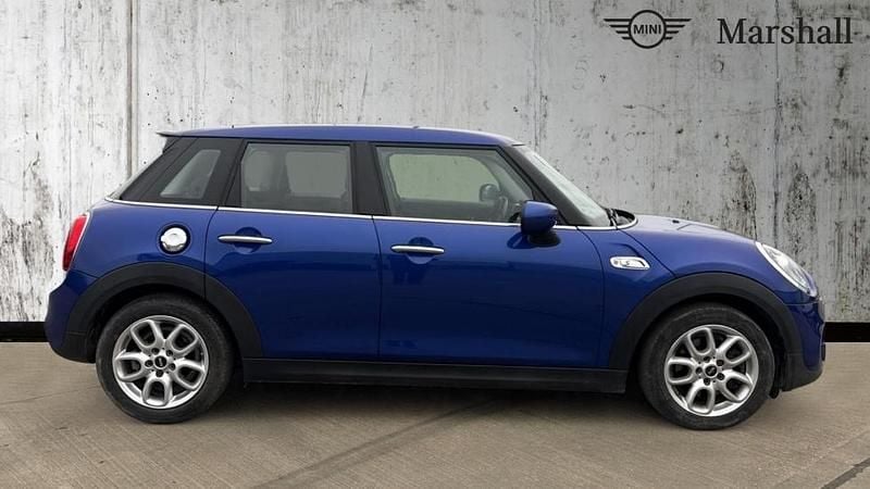 Used Mini Cooper S Classic 192 HP (141 kW) 2019 Starlight blue Hatchback