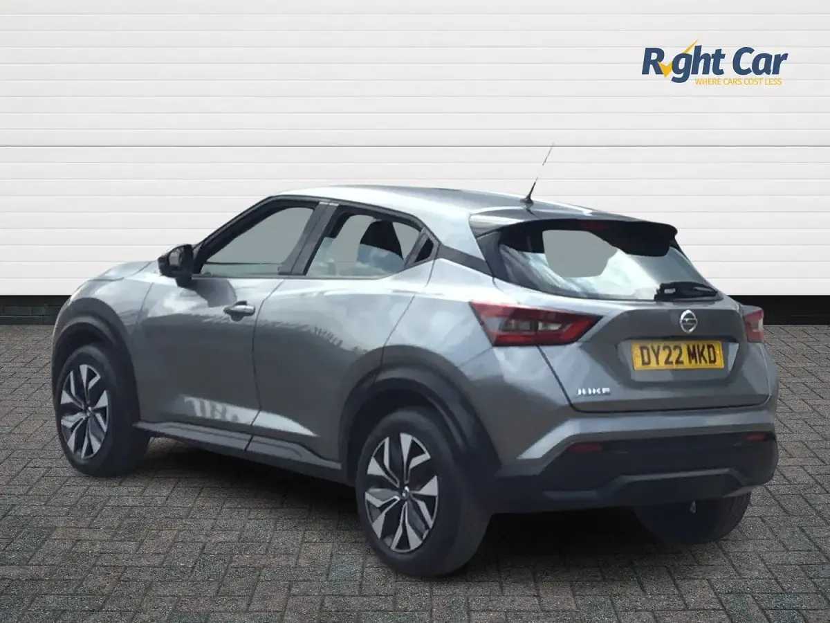 Used Nissan Juke Acenta 114 HP (83 kW) 2022 Grey SUV