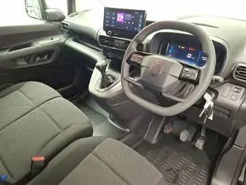 New Citroën e-Berlingo 100 HP (73 kW) 2026 Black MPV
