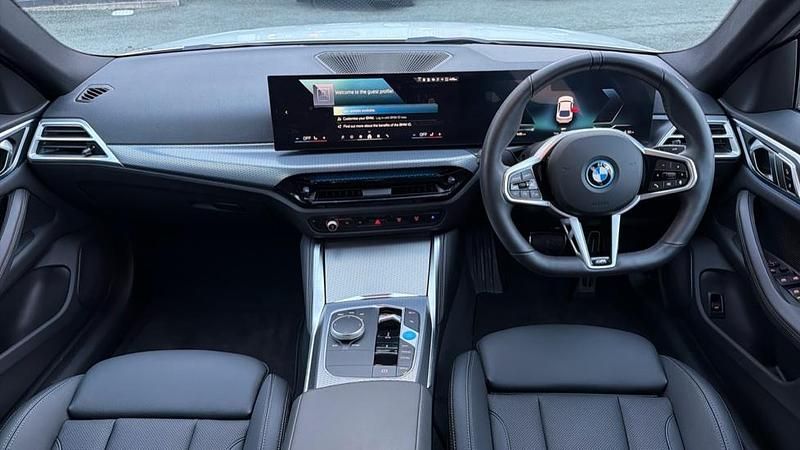 Used BMW i4 M Sport 246 kW (335 HP) 2025 White Sedan