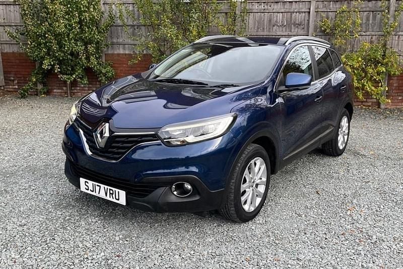 Blue Used 2017 Renault Kadjar Dynamique SUV | £3,750 (Good price) - Image 1/1