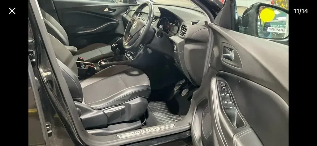 Used Vauxhall Grandland X S 120 HP (88 kW) 2018 Black SUV