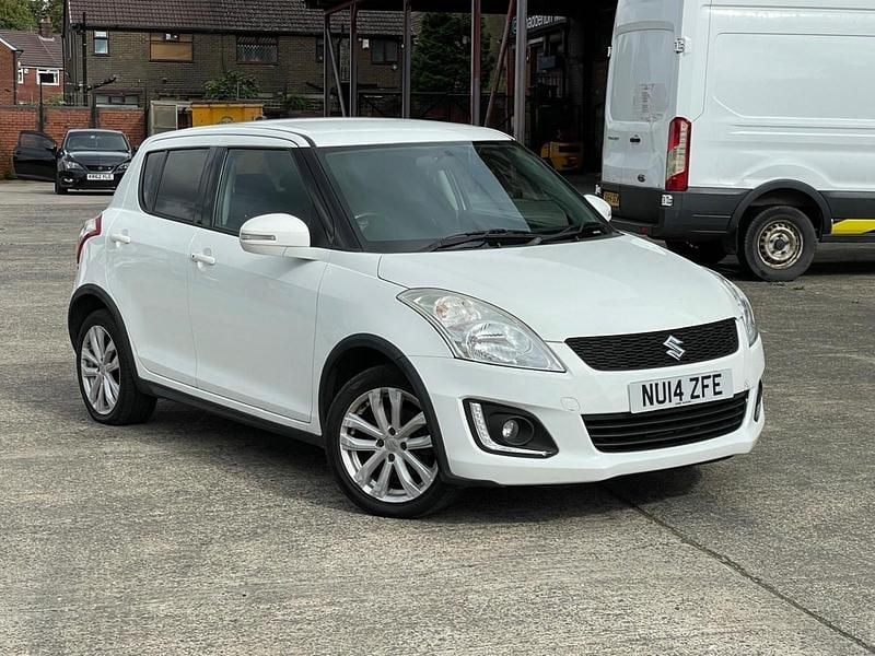 White Used 2014 Suzuki Swift SZ4 Hatchback | £3,495 (Good price) - Image 1/3