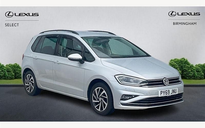 Used 2020 VW Golf VII Match Hatchback | £14,555 (Super price) - Image 1/3