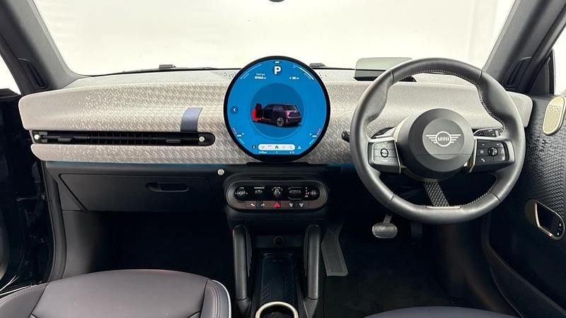 Used Mini Cooper Hatch 133 kW (181 HP) 2024 Black Hatchback