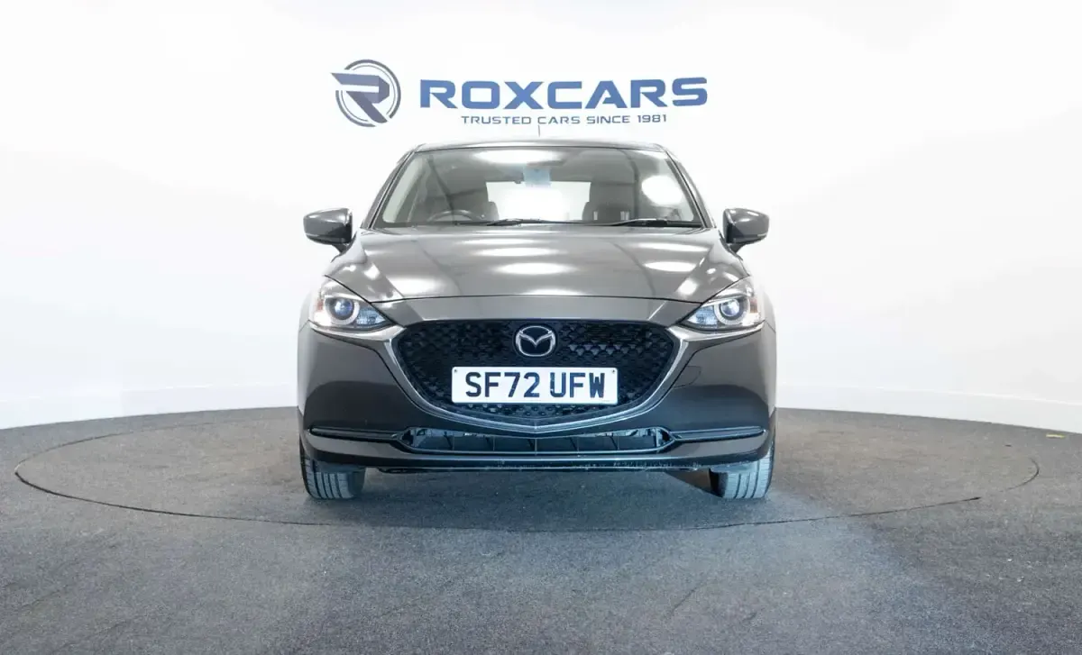 Begagnad Mazda 2 90 HK (66 kW) 2023 Grå Halvkombi