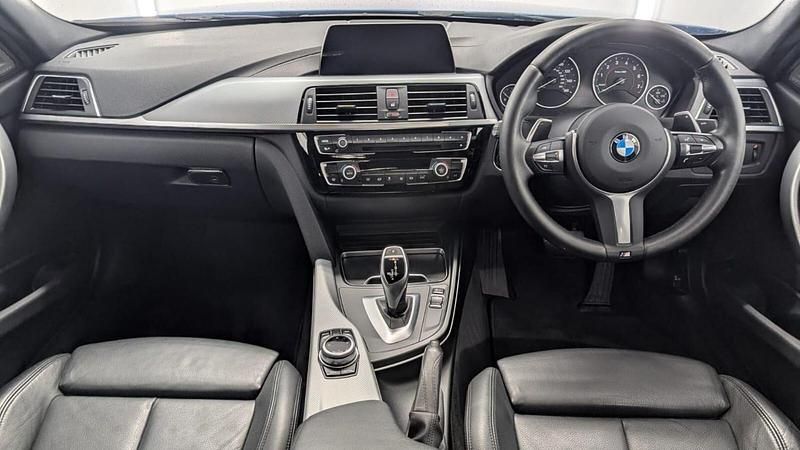 Used BMW 320 M Sport 2018 Blue Sedan