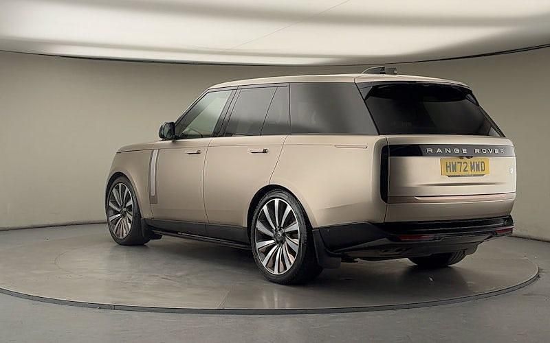 Used Land Rover Range Rover S 530 HP (389 kW) 2022 Sunset gold  satin (1fm) SUV