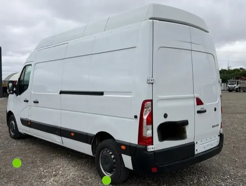 Used Renault Master Business 135 HP (99 kW) 2022 White MPV