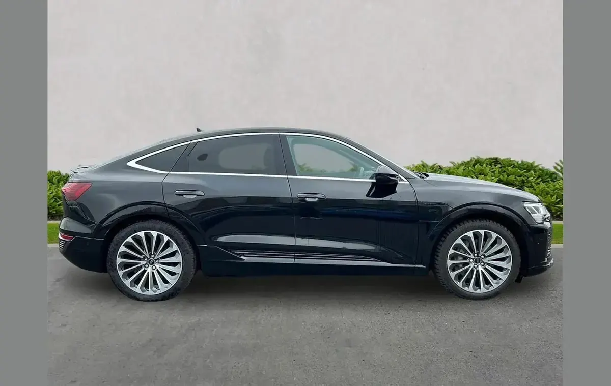 Used Audi Q8 e-tron S-Line 300 kW (408 HP) 2023 Black SUV