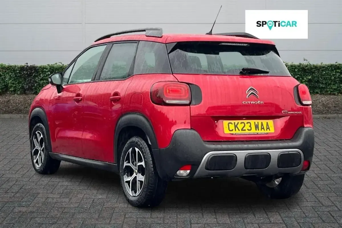 Used Citroën C3 Aircross PureTech 108 HP (79 kW) 2023 Red SUV