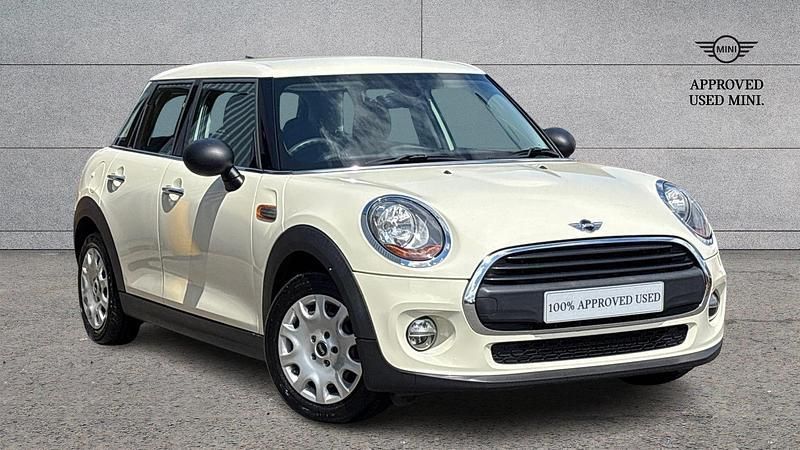 White Used 2016 Mini ONE Hatch Hatchback | £8,890 (Fair price) - Image 1/3