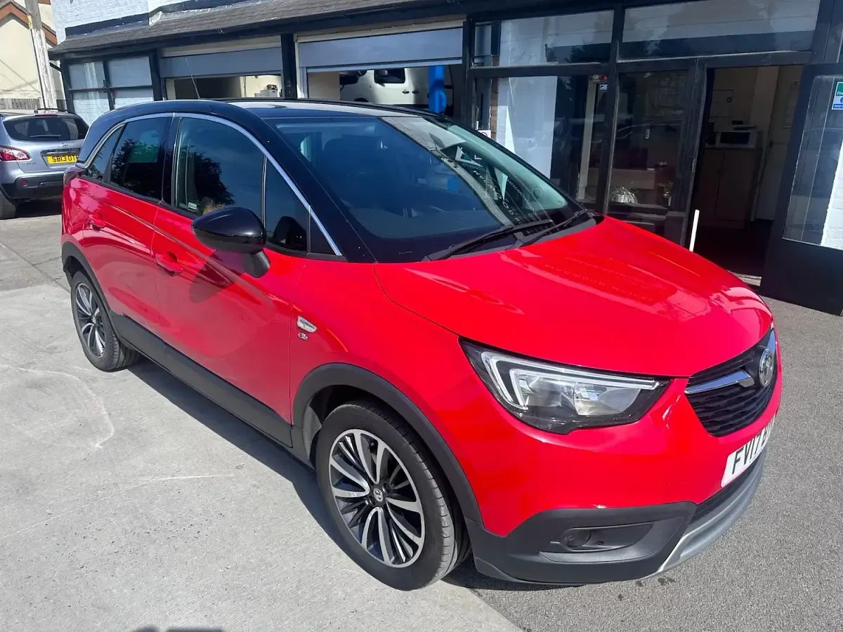 Used Vauxhall Crossland X Elite 110 HP (80 kW) 2017 Red SUV