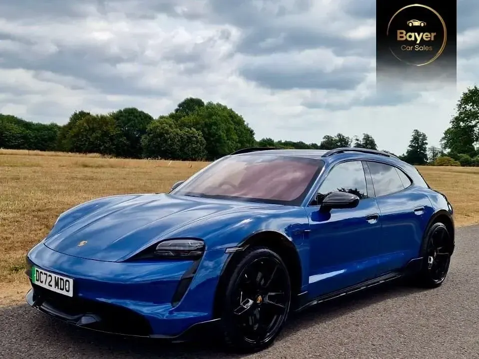 Used Porsche Taycan 559 kW (761 HP) 2022 Blue Sedan